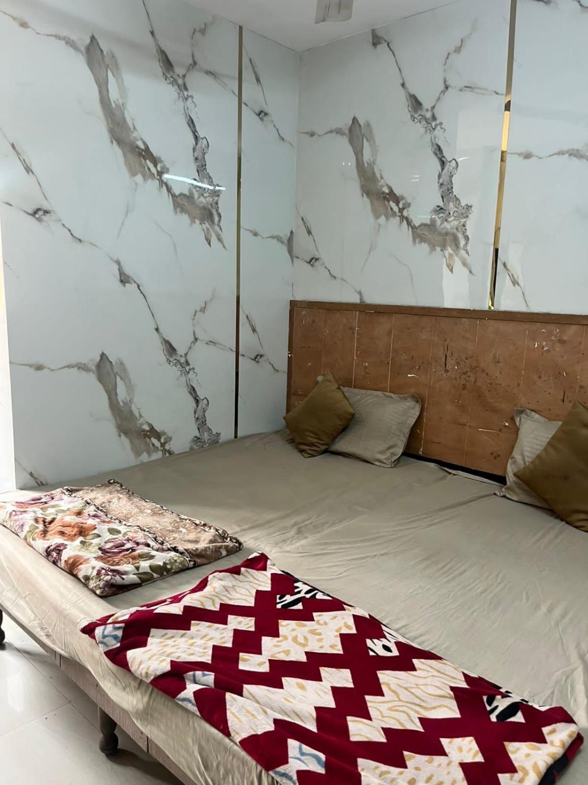 Arora Guest House Amritsar Eksteriør bilde